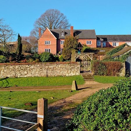 The Farmhouse Newent ภายนอก รูปภาพ