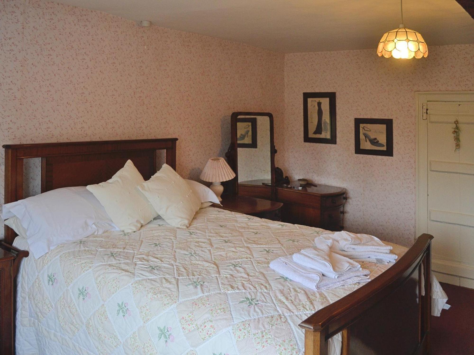The Farmhouse Newent ภายนอก รูปภาพ